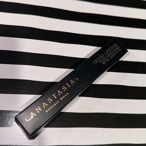 Anastasia‎ liquid lipstick NEW Heathers red creamy long wearing high pigment